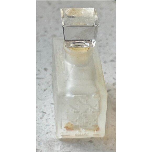 Miss Dior Christian Dior Mini Perfume Bottle Frosted Glass With Removable Lid - Picture 4 of 8